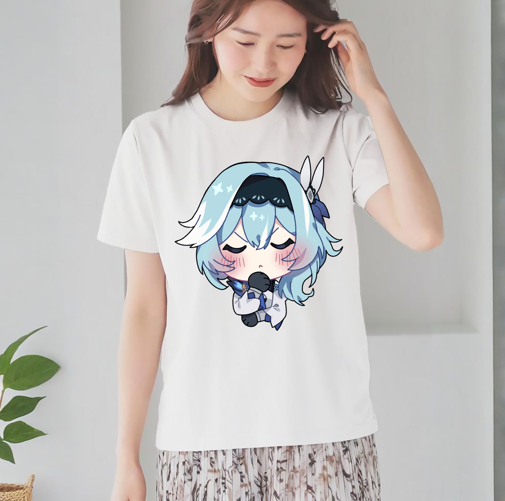 げんし神 优菈 ゆうら genshin Yūra レディースカジュアルプリントTシャツ（綿100％）